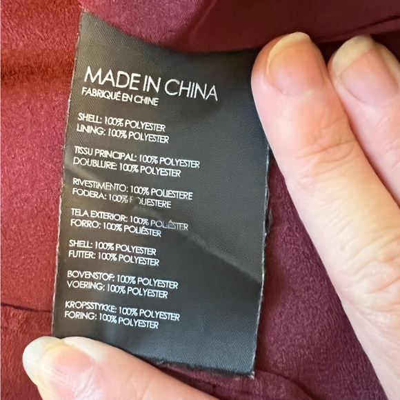 Club Monaco Pleated Sleeveless Blouse - Picture 7 of 9